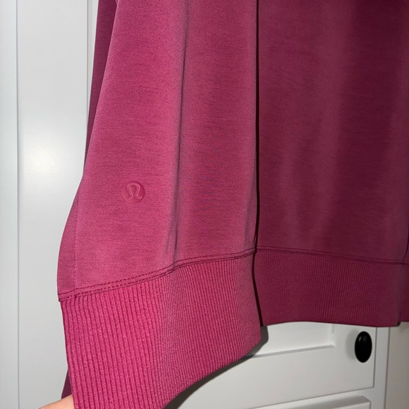 Lululemon Softstreme Turtle Neck - Picture 5 of 7